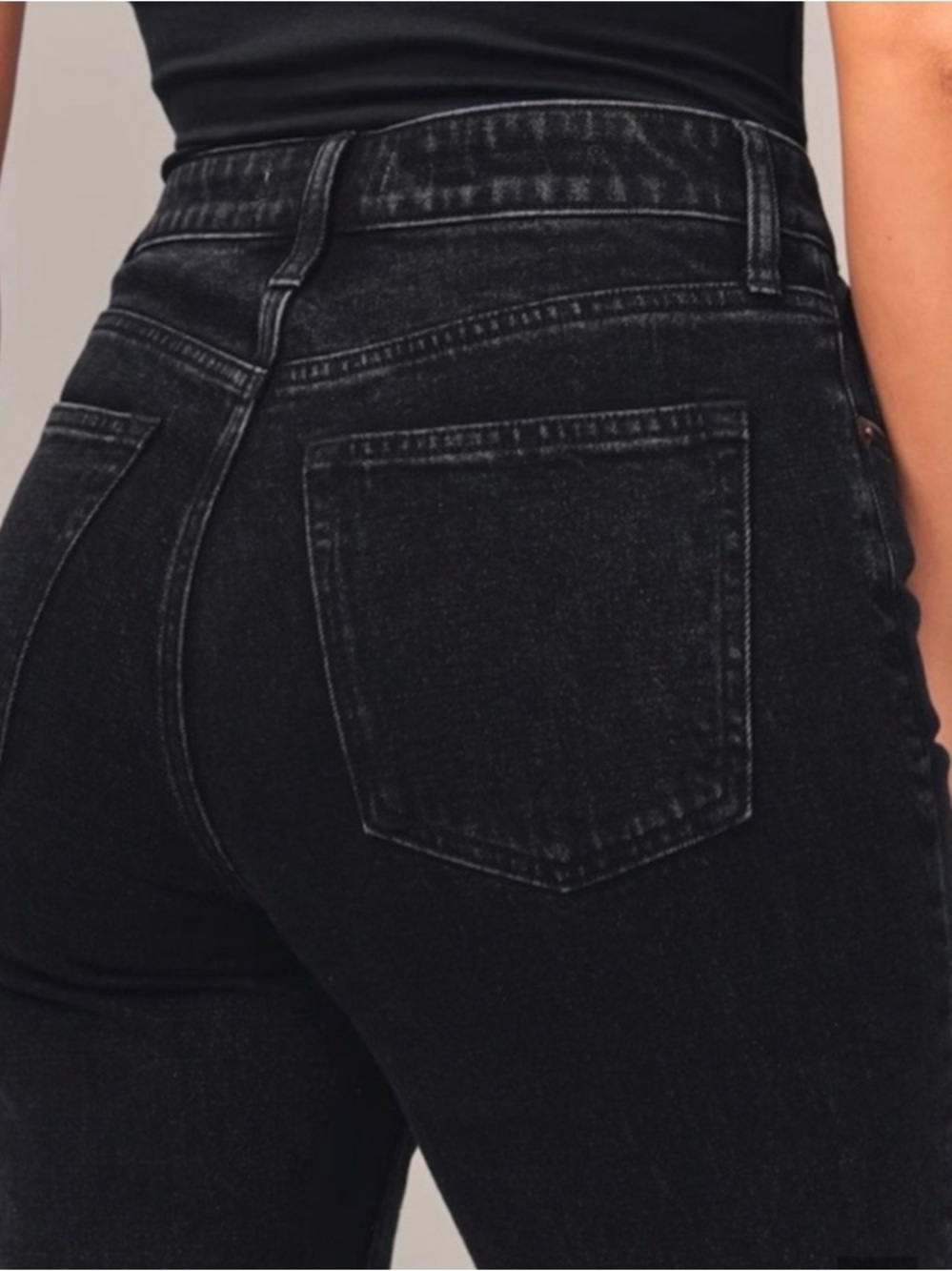 NWT Abercrombie & Fitch High Rise Curve Jeans Size 33